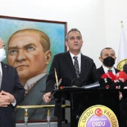 Bakan Özer: 434 derslikte yüz yüze eğitime ara verildi